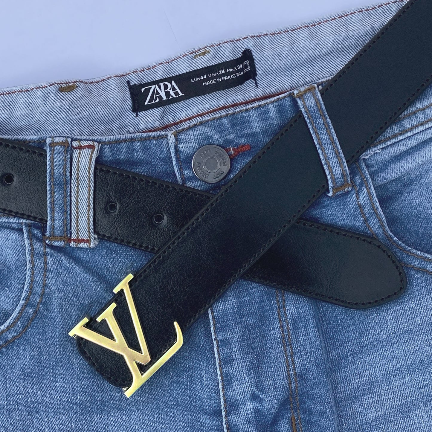 Louis Vuitton Belt - Genuine Leather - Gold